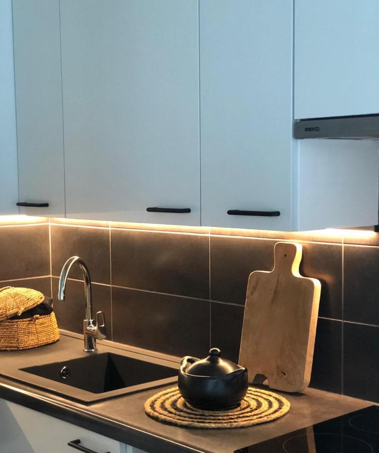 Sfeervol Appartement Te บลังเคนเบอร์เก ภายนอก รูปภาพ